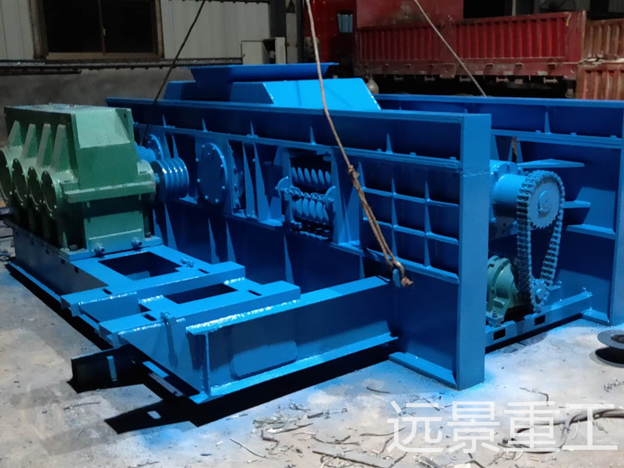 對(duì)輥式制砂機(jī)4